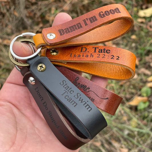 Skórzany brelok z włoskiej skóry cielęcej z personalizowanym grawerem
